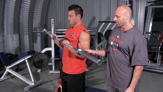 Reverse Barbell Curl смотреть онлайн