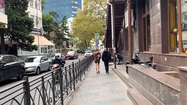 Обзор жилья в частном секторе/ Ялта . Где мы живём. смотреть онлайн