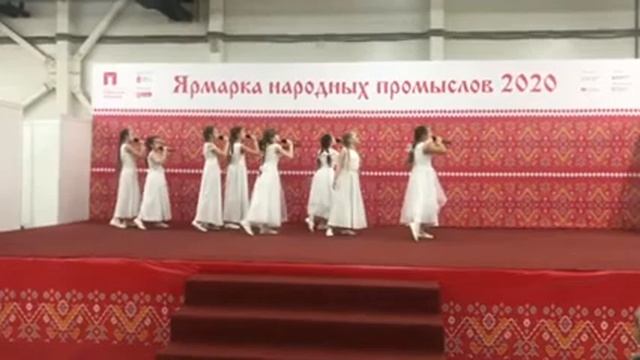 1277 Ансамбль Отражение г  Пермь   Белые панамки
