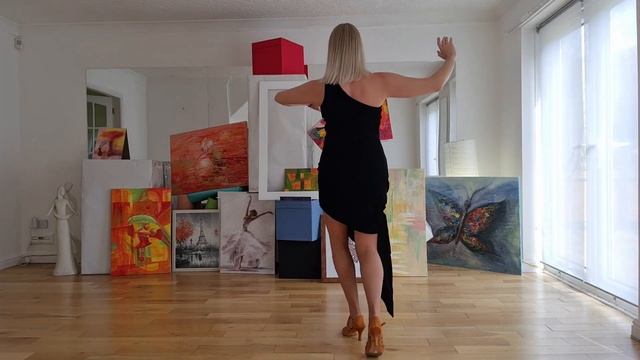 Argentine Tango Solo | How to Do The Tango Basic смотреть онлайн