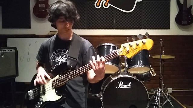 Left 4 Dead 2 Midnight Riders bass cover смотреть онлайн