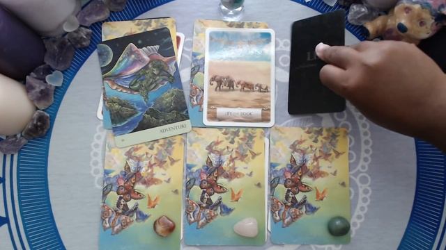 'Pick Your Card' ~ What Deep Qualities Make Me Attractive? | Tarot & Oracle Card Reading смотреть онлайн