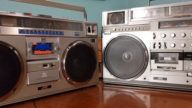 JVC RC-M70 (1979) + JVC RC-M90 (1981) = AC/DC смотреть онлайн