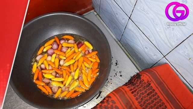 Sambal Bawang Viral || Bawang merah Utuh Cabe Rawit Utuh Di Jadiin Sambel Viral Onion Sambal смотреть онлайн