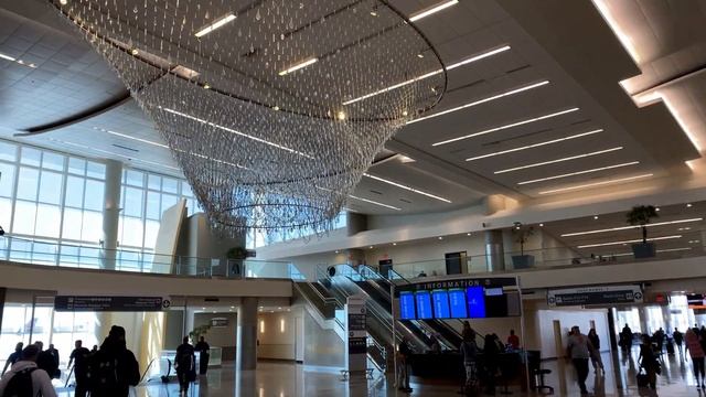 ATLANTA INT'L AIRPORT (ATL) MAYNARD-JACKSON JR INT'L TERMINAL FOR ARRIVALS AND DEPARTURES TOUR EP#6 смотреть онлайн