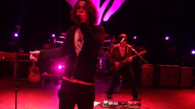 Chris Cornell - Never Far Away - London Shepherd's Bush Empire March 2, 2009 смотреть онлайн