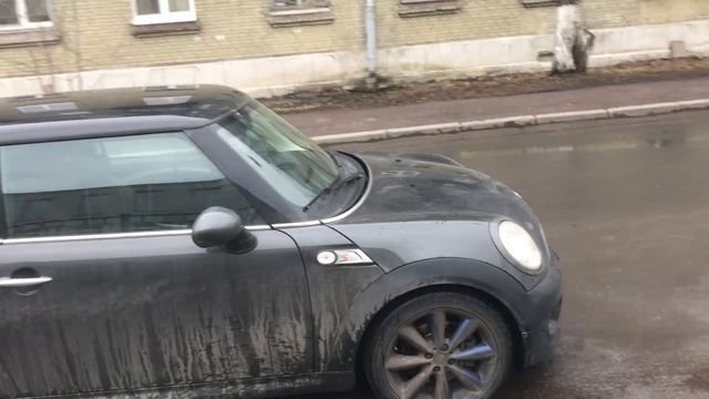 Обокрали Mini Cooper S!