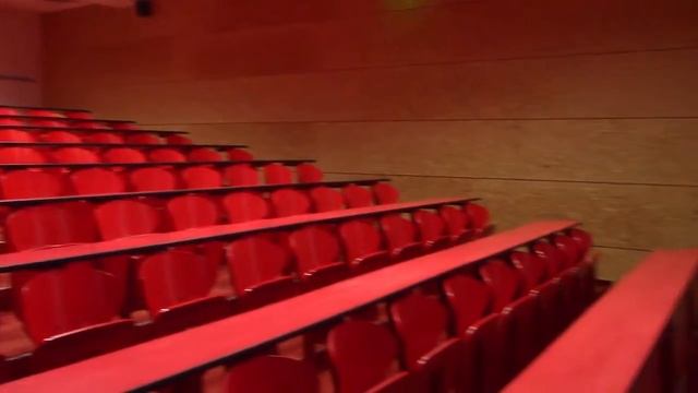 Présentation de l'I.U.T. Imagerie Numérique du Puy-en-Velay смотреть онлайн