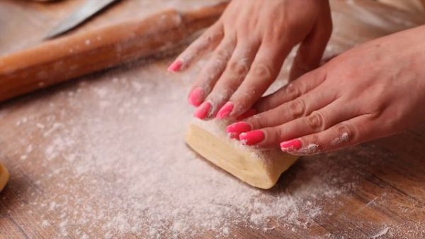 NAPOLEON CAKE. HOW IT'S DONE?