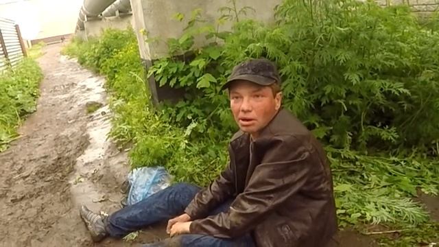 ПЬЯНЫЙ МУЖИК ГОВОРИТ ЧТО ОН .... смотреть онлайн