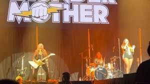 Thundermother - Whatever (Live at the Kia Forum, Los Angeles, CA 10/4/2022)