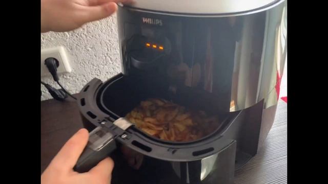 Philipps Airfryer XL HD9270/90 Denemesi