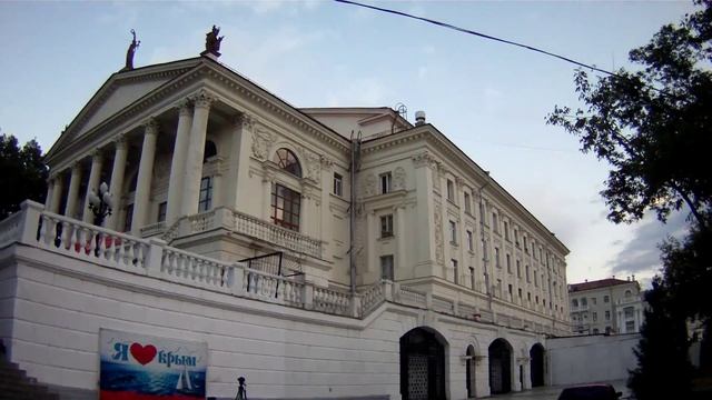 Прогулка по набережной Севастополя по АртБухте смотреть онлайн