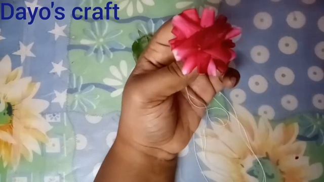 Easy method to string rose petals garland смотреть онлайн