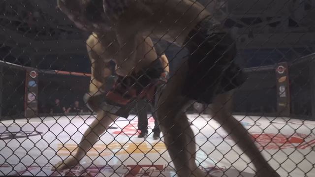 СОГЛАВНЫЙ БОЙ ВЕЧЕРА!!! УМЕЙ ВО ВРЕМЯ ОСТАНОВИТЬСЯ. ДИАС ЕРЛАНУЛЫ ПРОТИВ ТОФИКА БЕЛЯКОВА смотреть онлайн