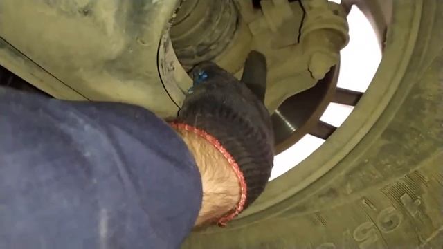 СТУК В ПЕРЕДНЕЙ ПОДВЕСКЕ. ДИАГНОСТИКА ХОДОВКИ ШЕВРОЛЕ ЛАЧЕТТИ 2006 Г. В. смотреть онлайн