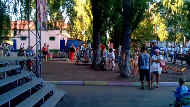 Группа 5 июля - Девушка созрела / Юбилей парка Гагарина в Стерлитамаке 07.08.2016 года смотреть онлайн
