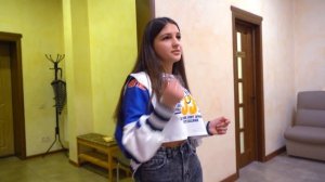 КАК НОВЕНЬКАЯ ЗАВОЕВАЛА ПОПУЛЯРНОСТЬ В КОЛЛЕДЖЕ!!! ОТБИЛА ВСЕХ ПАРНЕЙ