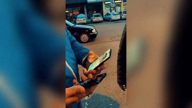 Сделали сегодня доброе дело - Вернули найденный телефон смотреть онлайн