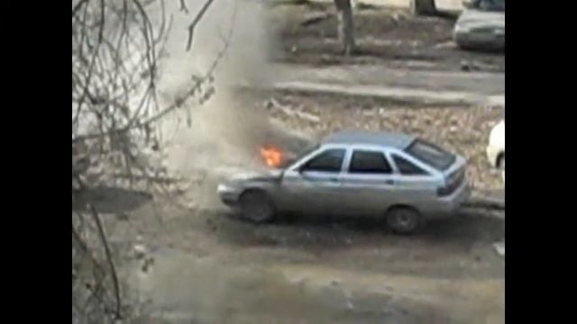 Самовозгорание машины смотреть онлайн