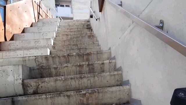 Ржавый металл дизайн. смотреть онлайн