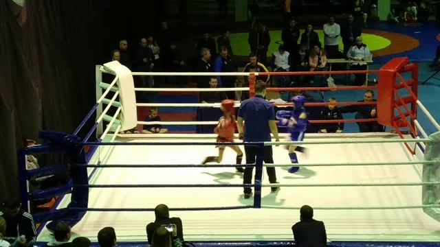 Бой Богданова Данилы и Меметова Кирилла смотреть онлайн