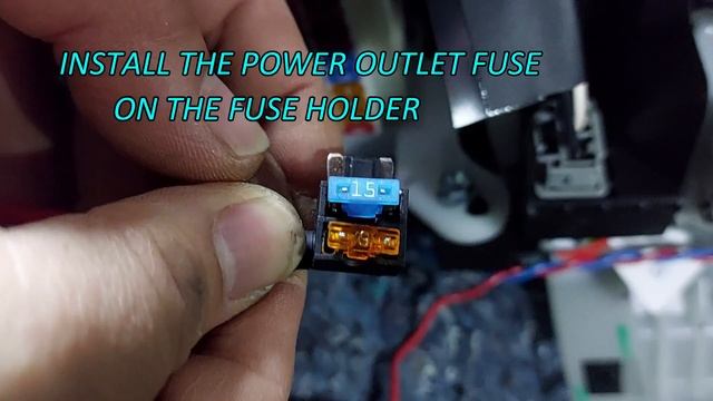 INSTALL FAST USB CHARGER ON YOUR C-HR OR ANY CAR смотреть онлайн