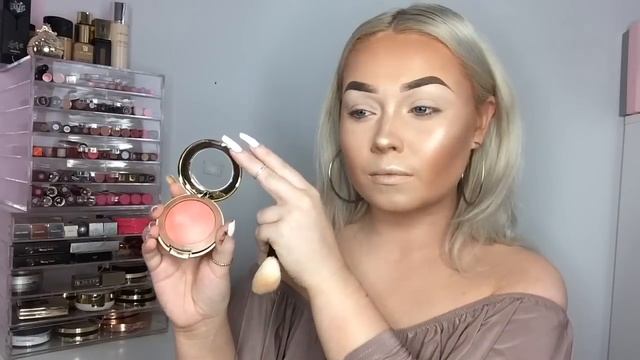 BRONZED & GLOWING TUTORIAL смотреть онлайн