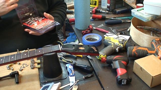 2014 Gibson SGJ: Installing Grover 502C 18:1 Locking Tuners