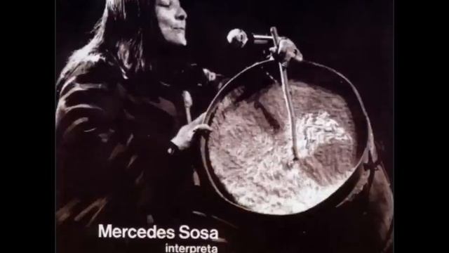 Mercedes Sosa - Tú Que Puedes, Vuélvete смотреть онлайн