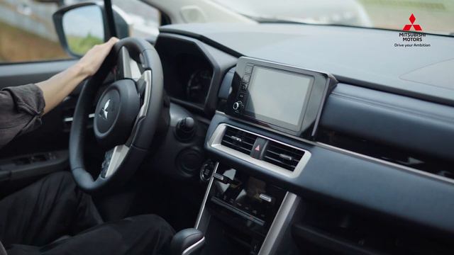 វីដេអូ Special Car Review នៃរថយន្ត Mitsubishi Xpander & Xpander Cross 2022 смотреть онлайн