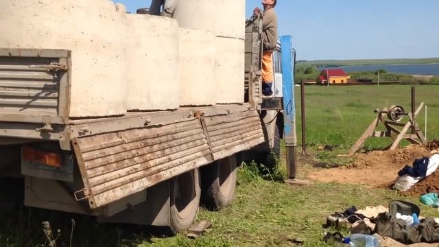 Доставка и монтаж ЖБ Колец + Домик колодезный на объект 01.06.16 с.Апарки Кимовский район смотреть онлайн