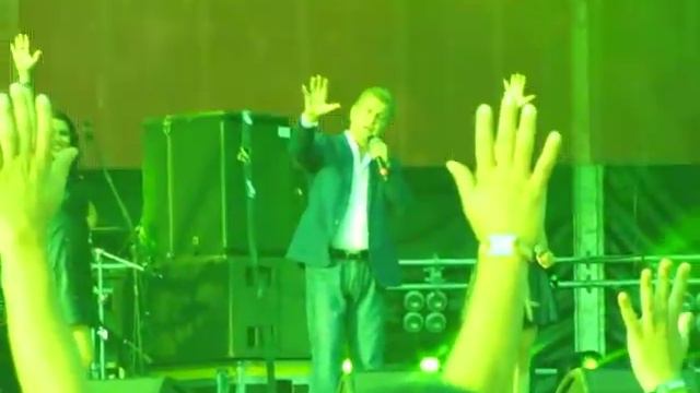 Лев Лещенко - Со всех вокзалов поезда Live at Kubana Riga 08082015