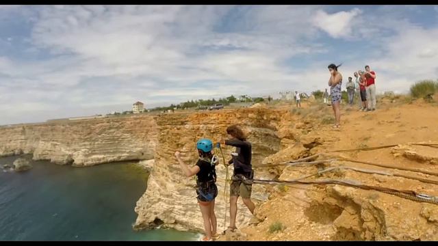 Юлия Морганова cape Fiolent, RopeJumping with Skyline x-team in Crimea смотреть онлайн