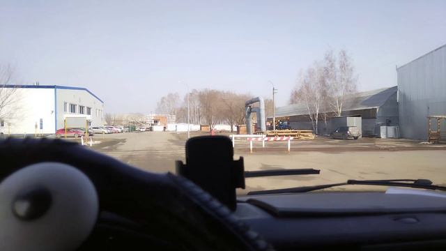 помыл газель, загрузился и отправился в Екатеринбург смотреть онлайн