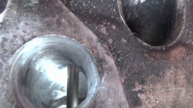 МОСКВИЧ 2141 . РЕМОНТ . РАСТОЧКА ГБЦ. смотреть онлайн