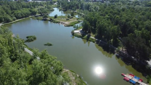 Пруд в парке им. 30 лет ВЛКСМ смотреть онлайн