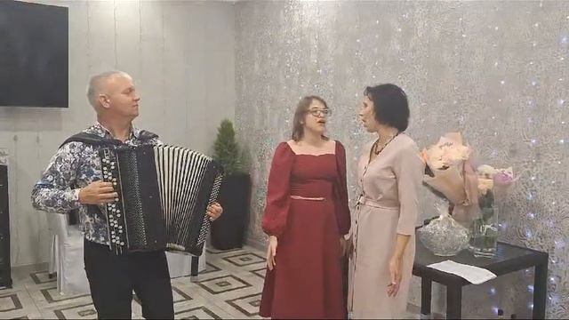 Баян.Изгиб гитары жёлтой. смотреть онлайн