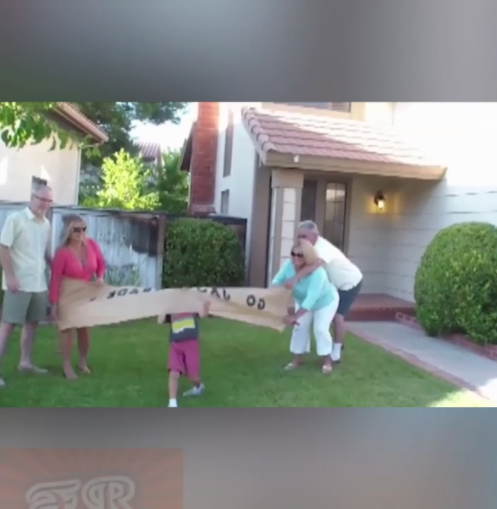 ЛУЧШИЕ детские ПРИКОЛЫ 2018 Funny Kids Fails 2018 Try Not To Laugh Challenge смотреть онлайн