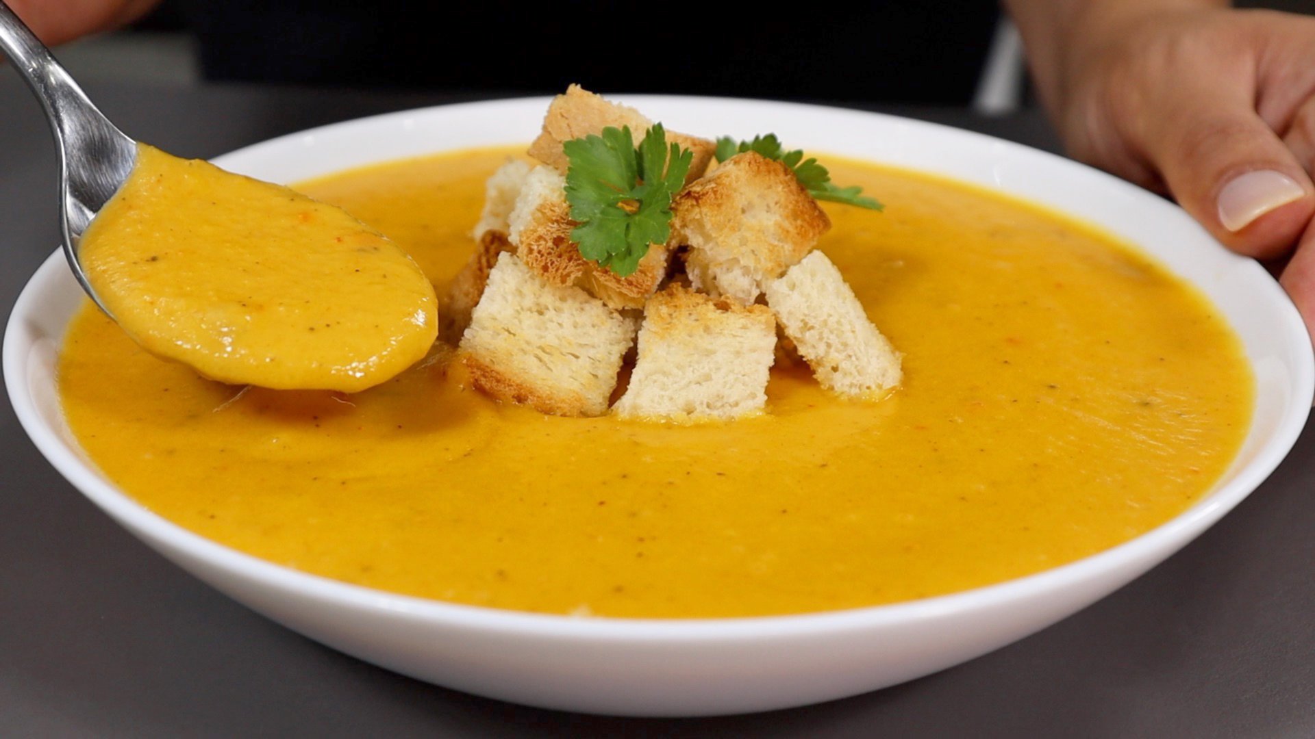 ТЫКВЕННЫЙ СУП, который едят все! Самый вкусный и ПРОСТОЙ РЕЦЕПТ крем-супа из тыквы смотреть онлайн