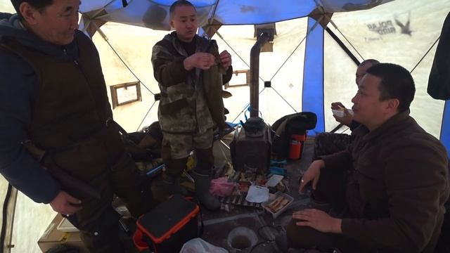 ОЧЕРЕДНАЯ РЫБАЛКА С УРУУ на 23 февраля!!! смотреть онлайн