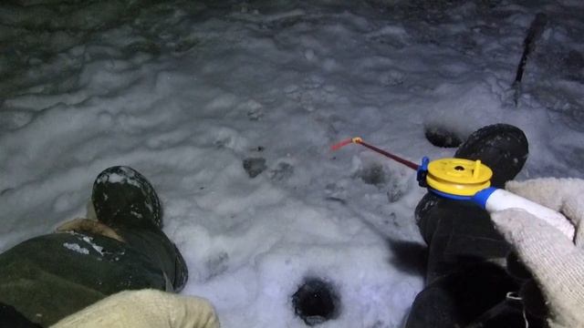 В ночь за ротаном, зимняя рыбалка смотреть онлайн