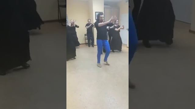 Clase por Bulerías y explicación de los pasos 2 смотреть онлайн