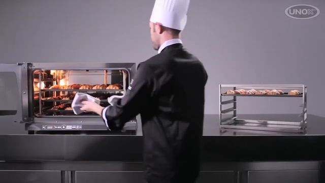 Four boulanger Unox | PepeBar.com смотреть онлайн