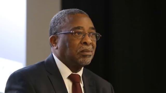 For Ramaphosa to say its Zulu nationalism is utter nonsense - Moeletsi Mbeki смотреть онлайн