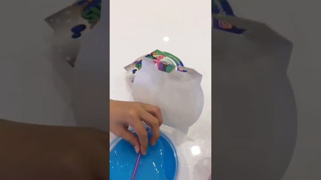 ШОК! ПРОВЕРЯЮ слаймы! НИКОГДА НЕ ПОКУПАЙТЕ СЛАЙМ Cristal mud! смотреть онлайн