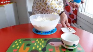 Lingonberry quark - Брусничный творог