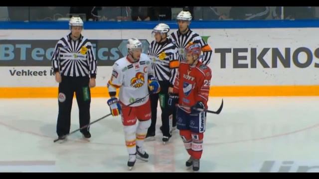 Markus Nordlund Taklaa Ville Peltosta Päähän! HIFK-Jokerit (23.2.2013) HD смотреть онлайн