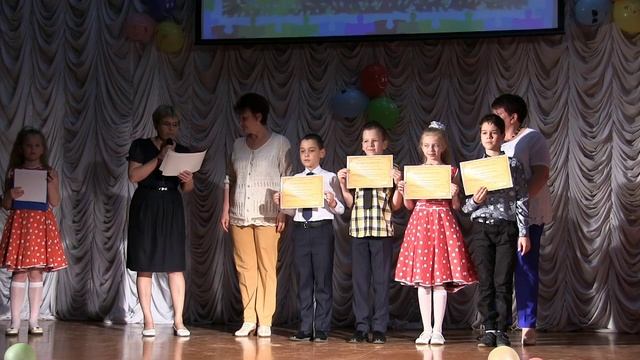 последний звонок 2019.mp4 смотреть онлайн