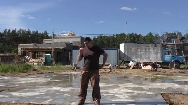 Основа фундамента - ПОДБЕТОНКА! Почему не Щебёнка?! смотреть онлайн